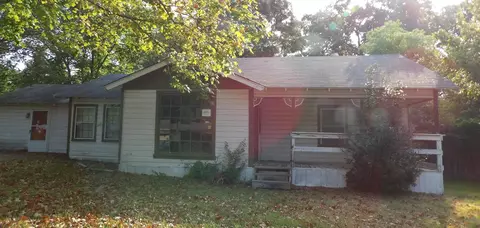 334 Redbud Ave, Hallsville, TX 75650