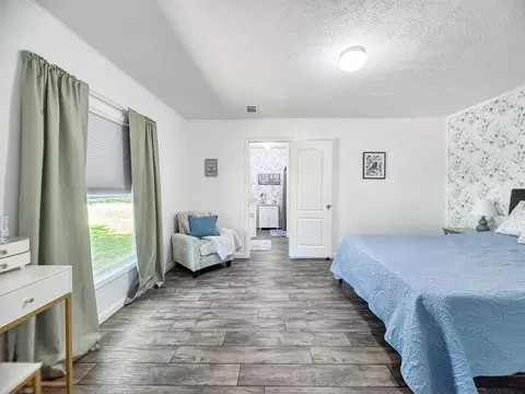 Bedroom - 116 E Ave G, Hooks, TX 75561 photo 1 of 4