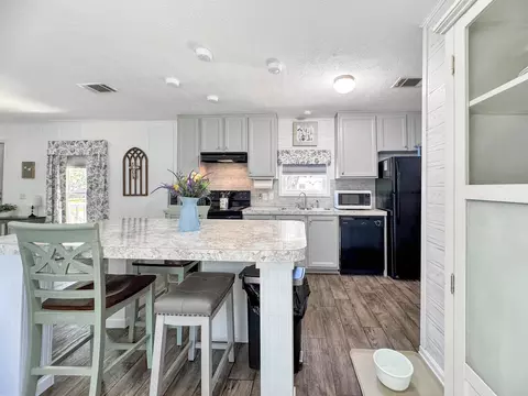 Kitchen - 116 E Ave G, Hooks, TX 75561 photo 2 of 2
