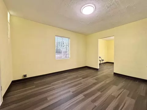 Living - 409 Plainview St, Longview, TX 75604 photo 3 of 4
