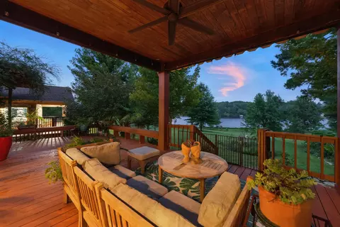 Exterior - 179 Springlake Dr, Gladewater, TX 75647 photo 1 of 12