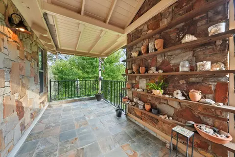 Exterior - 179 Springlake Dr, Gladewater, TX 75647 photo 4 of 12