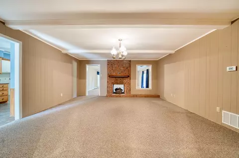 Living - 20 Rambling Rd, Longview, TX 75604 photo 1 of 5