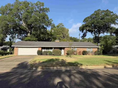 Exterior - 20 Rambling Rd, Longview, TX 75604 photo 2 of 6