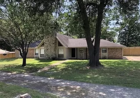 320 Tami Dr, Kilgore, TX 75662