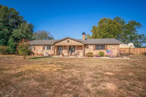 284 Pitner St, Kilgore, TX 75662