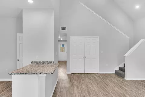 Entry Way - 102 E Berkley St, Longview, TX 75604 photo 3 of 5