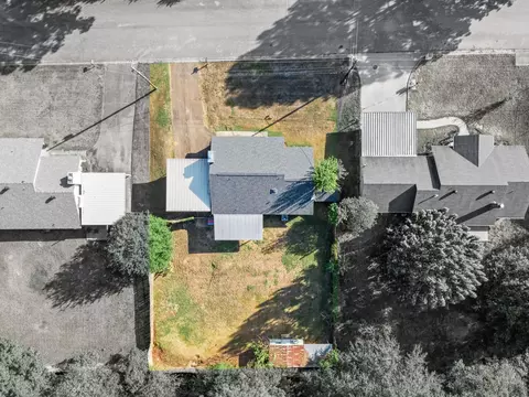 View/Area - 3733 Dowell Dr, Longview, TX 75604 photo 1 of 2