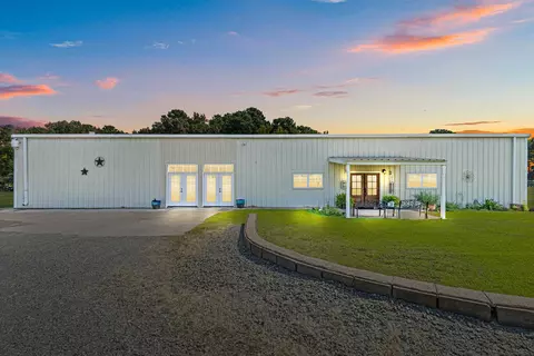 2801 E Sh 31, Kilgore, TX 75662
