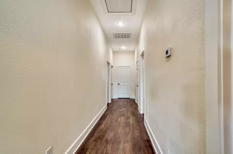 Entry Way - 814 Premier Rd, Longview, TX 75604 photo 1 of 2