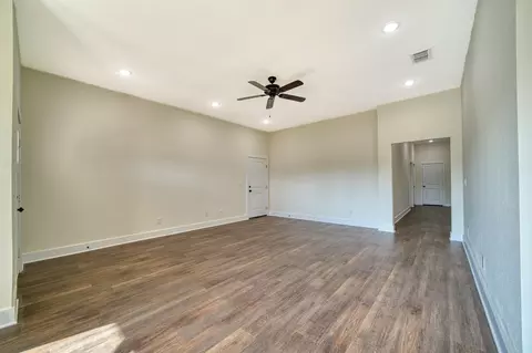 Living - 814 Premier Rd, Longview, TX 75604 photo 6 of 6