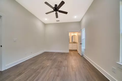 Bedroom - 814 Premier Rd, Longview, TX 75604 photo 5 of 8