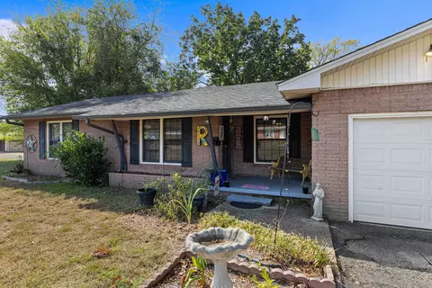 Exterior - 106 Suzanne Dr, Longview, TX 75604 photo 2 of 10