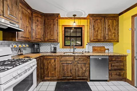Kitchen - 106 Suzanne Dr, Longview, TX 75604 photo 1 of 4