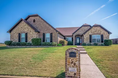 210 New Braunfels Ln, Hallsville, TX 75650
