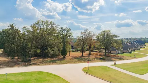 131 Ella Kate Dr, Longview, TX 75605