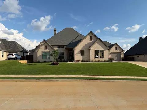 3921 Hidden Hills Cir, Longview, TX 75605