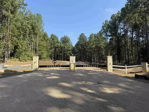 123 Serenity Lanelot #6, Daingerfield, TX 75638