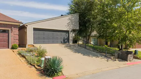 Exterior - 1260 Brandywine Dr, Longview, TX 75601 photo 2 of 10