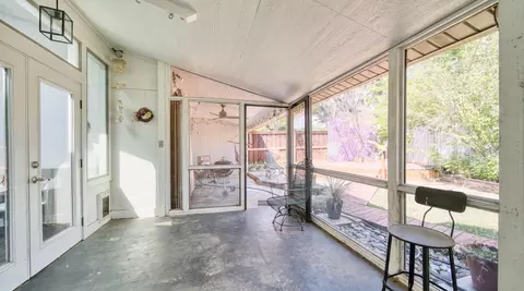 Exterior - 1260 Brandywine Dr, Longview, TX 75601 photo 3 of 10