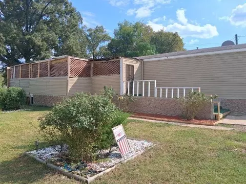 8666 N St Hwy 42, Overton, TX 75684