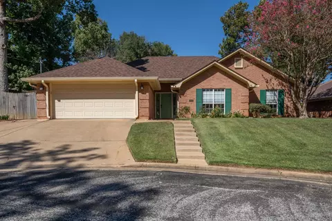 2701 Timberwood Trl, Longview, TX 75605