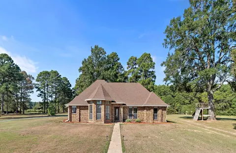 1931 N Fm 31, De Berry, TX 75639