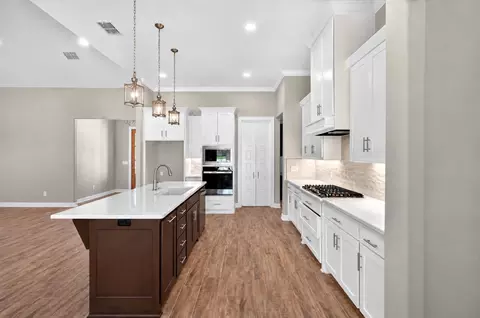 Kitchen - 2103 Nueces Trl, Longview, TX 75604 photo 1 of 5