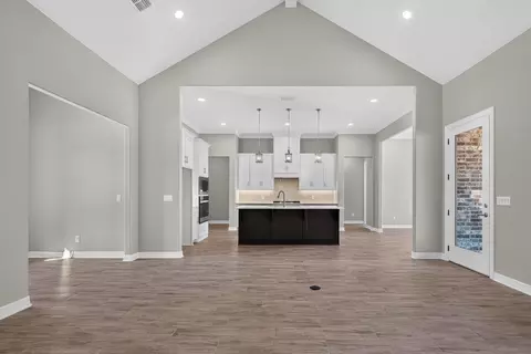 Other - 2103 Nueces Trl, Longview, TX 75604 photo 4 of 9