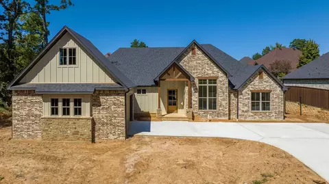 Exterior - 2103 Nueces Trl, Longview, TX 75604 photo 2 of 6