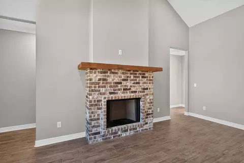 Living - 2103 Nueces Trl, Longview, TX 75604 photo 1 of 5