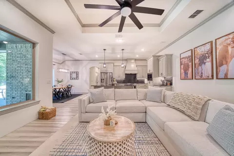 Living - 3523 Thompson Rd, Longview, TX 75604 photo 4 of 4