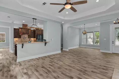 Living - 281 S Tracy Dr, Longview, TX 75603 photo 3 of 3