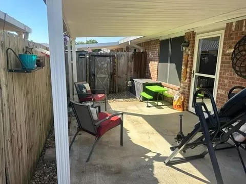 Exterior - 1820 Riverstone Ln, Longview, TX 75605 photo 2 of 2