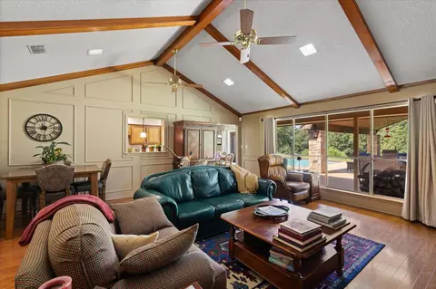 Living - 1899 Hunter Rd, Longview, TX 75605 photo 3 of 3
