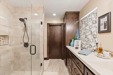 Bath - 1899 Hunter Rd, Longview, TX 75605 photo 3 of 5