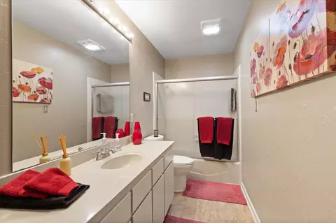 Bath - 1899 Hunter Rd, Longview, TX 75605 photo 1 of 5