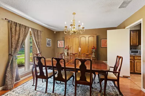 Dining - 1899 Hunter Rd, Longview, TX 75605 photo 1 of 3
