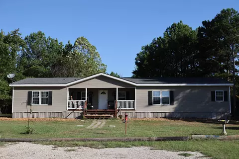 1032 Ellis Dr, Waskom, TX 75692