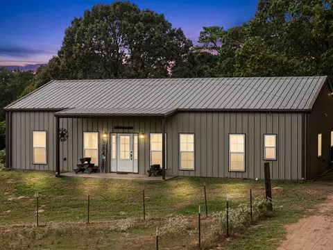 2835 Zinnia Rd, Diana, TX 75640