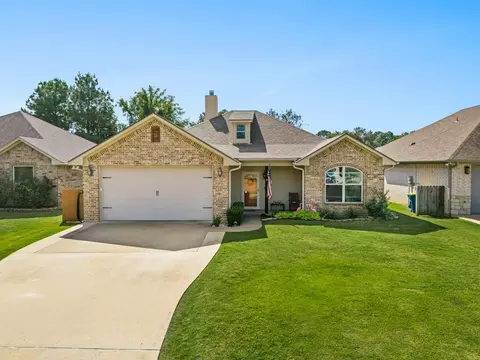 1604 Birch Ln, Kilgore, TX 75662