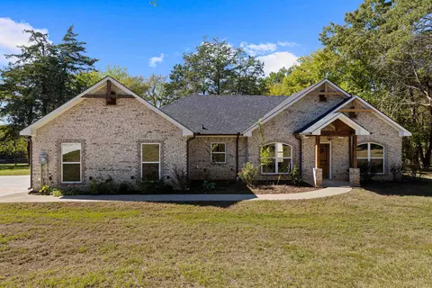 10395 Cr 31113207, Kilgore, TX 75662
