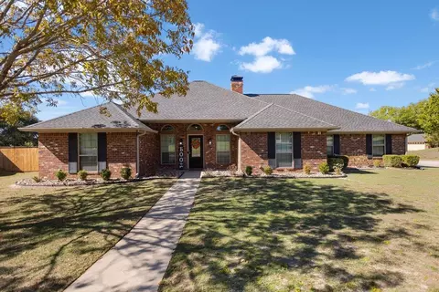 100 Kenswick, Henderson, TX 75654