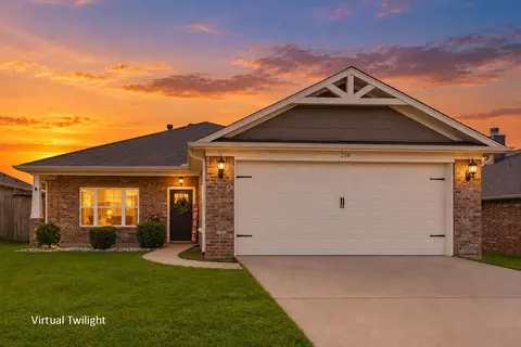 210 Sierra Vis, Longview, TX 75605
