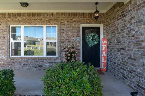 210 Sierra Vis, Longview, TX 75605