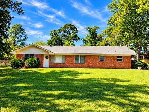 530 Hargis, New London, TX 75682