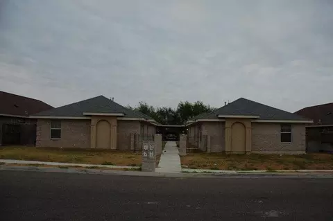 1502 Quail St, Pharr, TX 78577 photo 1
