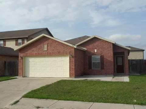 901 E Feather Ave, Pharr, TX 78577 photo 1
