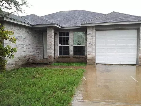 1106 Bob Pool Dr, Pharr, TX 78577 photo 1