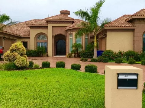 809 Francisca Ave, Mcallen, TX 78501 photo 1